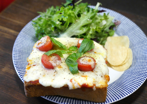 モーニング ピザトースト